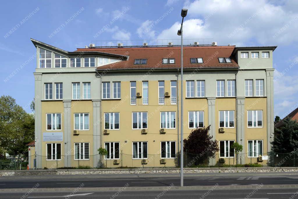Épület - Budapest - Bevándorlási és Állampolgársági Hivatal