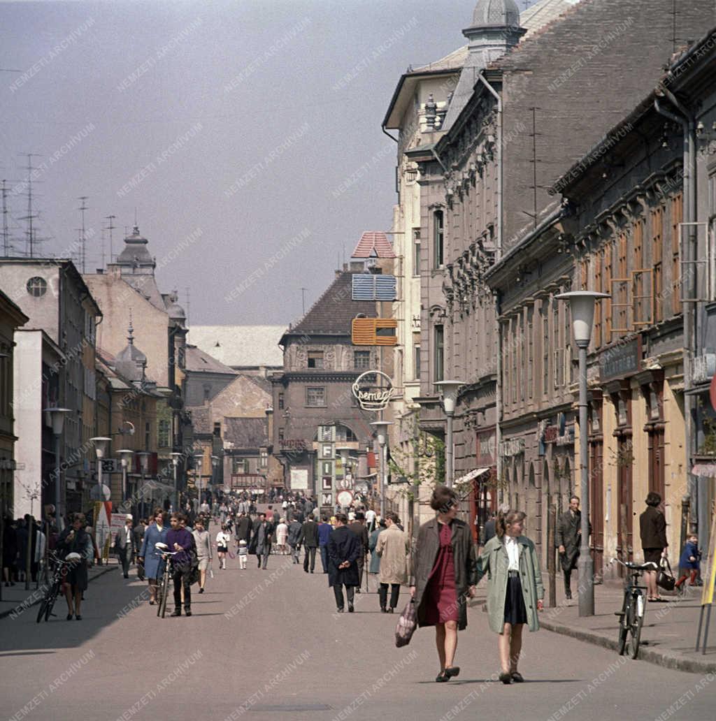 Városkép - Győr - Sétálóutca