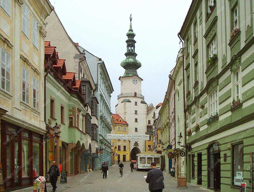 Szlovákia – Pozsony - A Mihály utca 