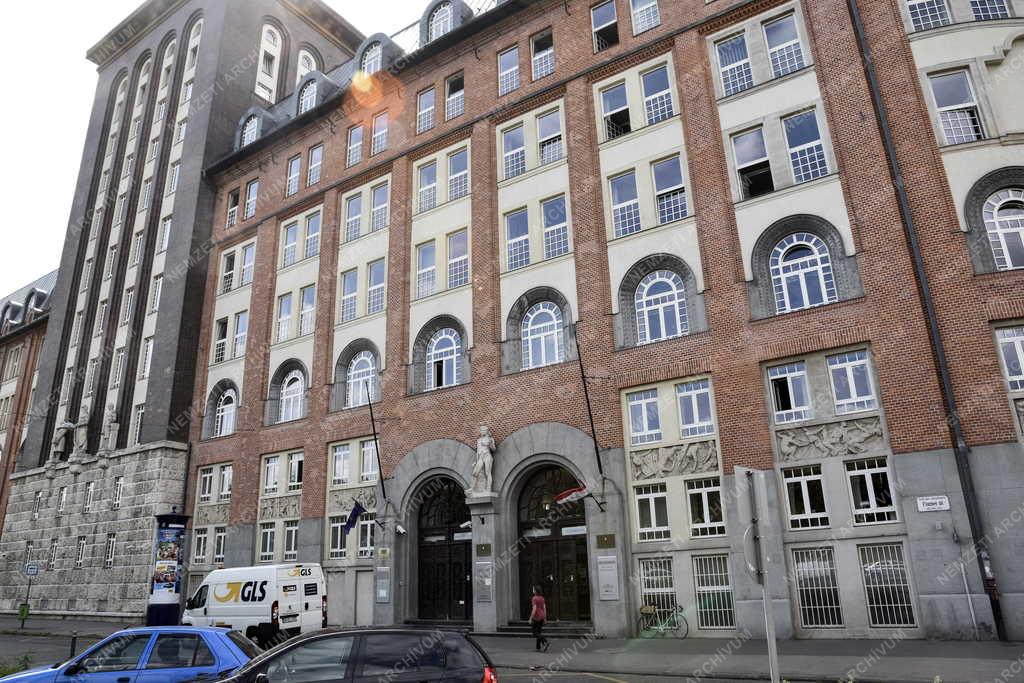 Városkép - Budapest - Budapest Főváros Kormányhivatala, Nyugdíjbiztosítási és Adategyeztetési Főosztály