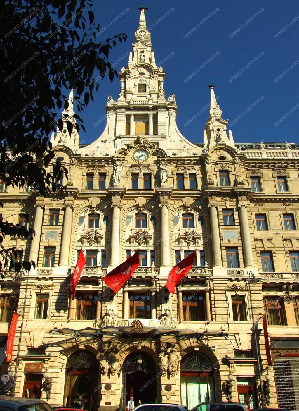 Budapest - A New York palota