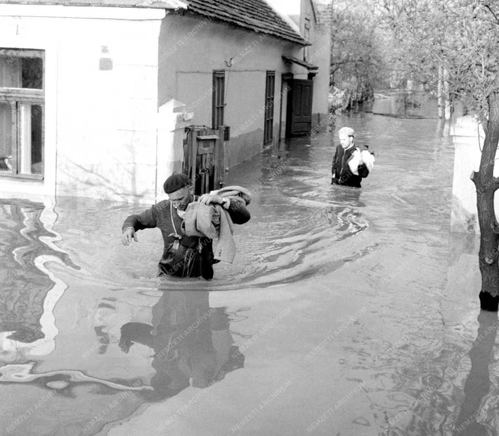 Árvíz - Áradás a Rábán