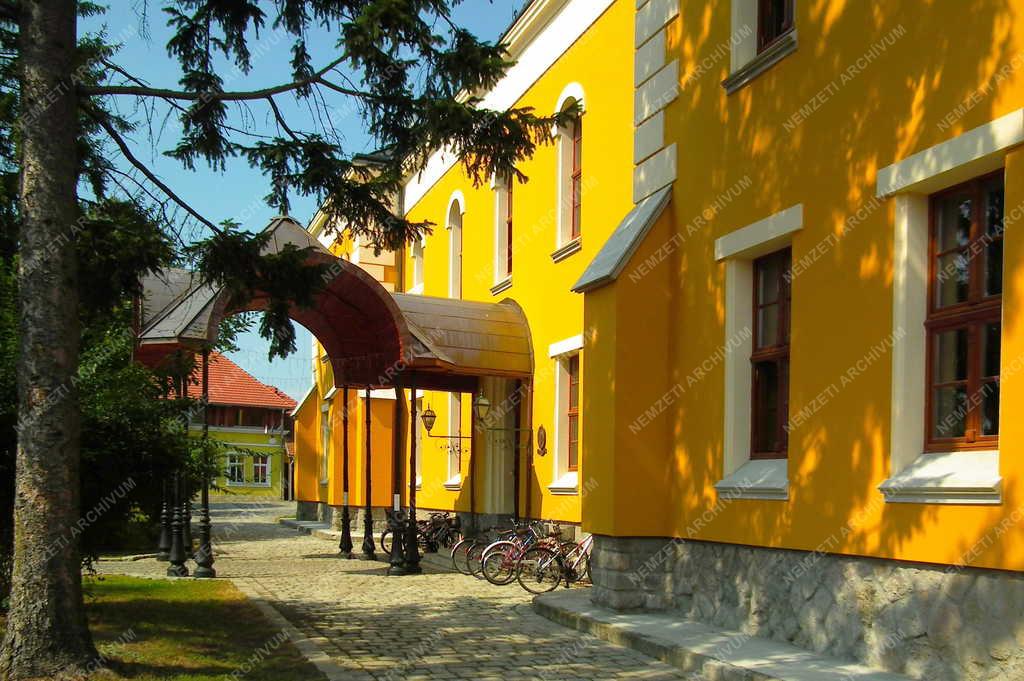 Épület - Szob - A Polgármesteri Hivatal épülete