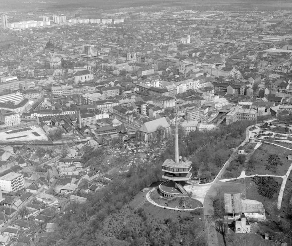 Városkép - Miskolc látképe a tévétoronnyal