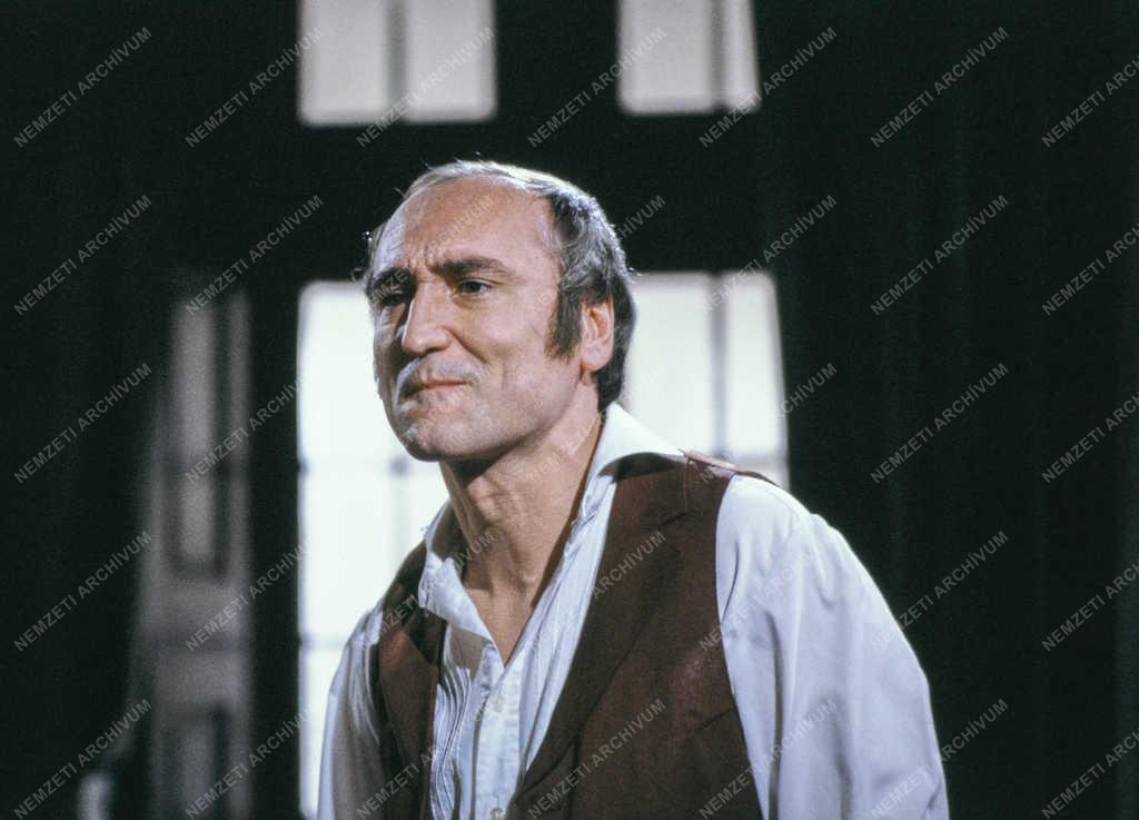 Kultúra - Televízió - A cár őrültje című tv-film forgatása