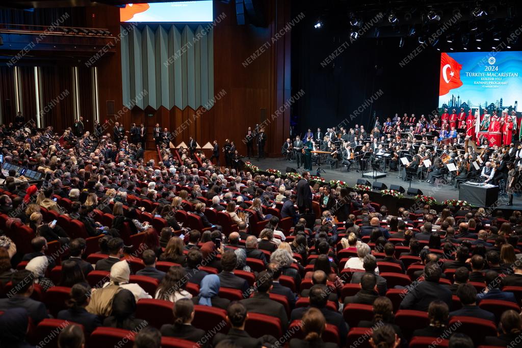 A magyar-török kulturális évad zárógálája Ankarában