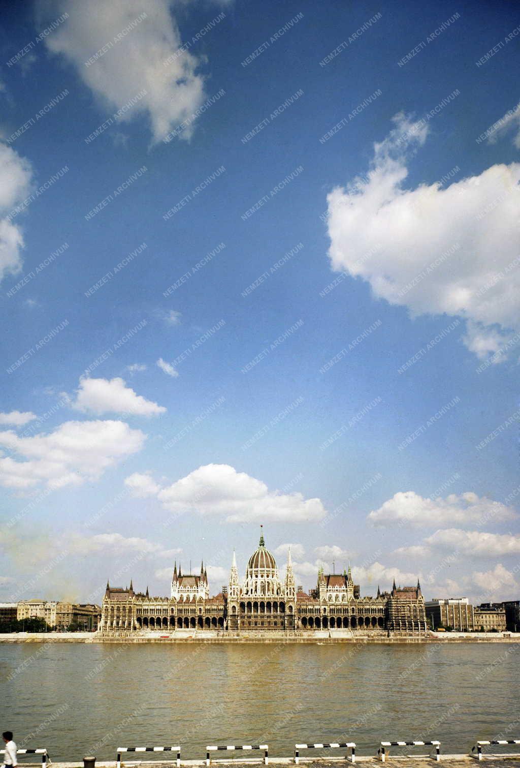 Város - Budapest - Parlament