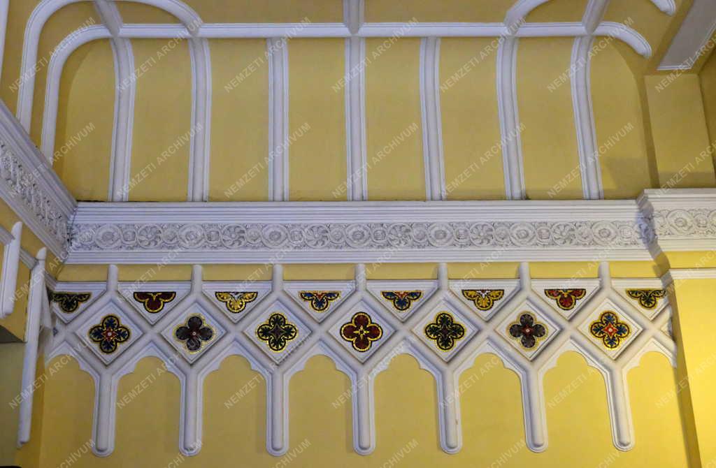 Műemlék épület - Budapest - 105 éves lakóház