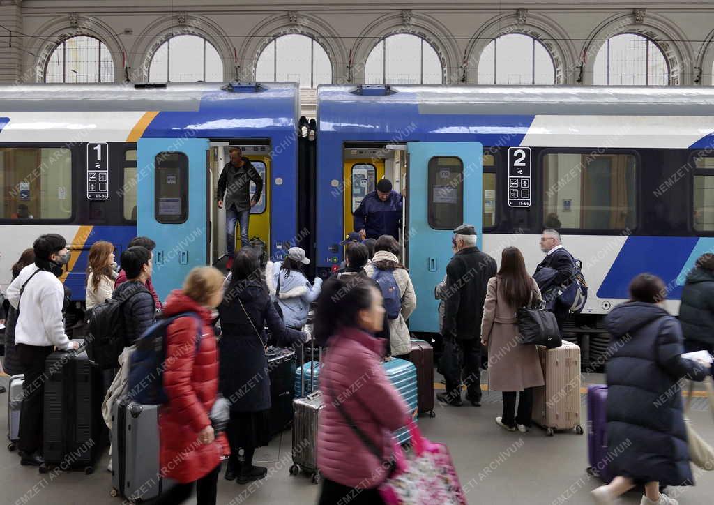Közlekedés - Budapest - Keleti pályaudvar