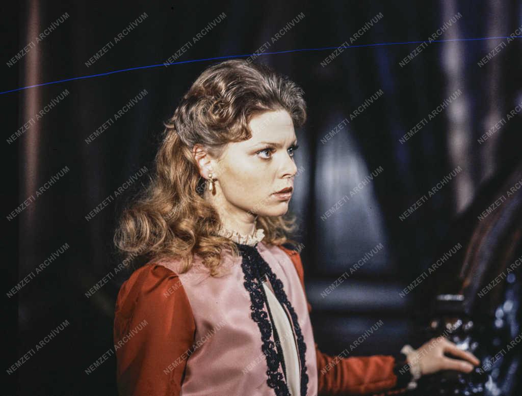 Kultúra - Film - A szürke eminenciás című tv-film forgatása