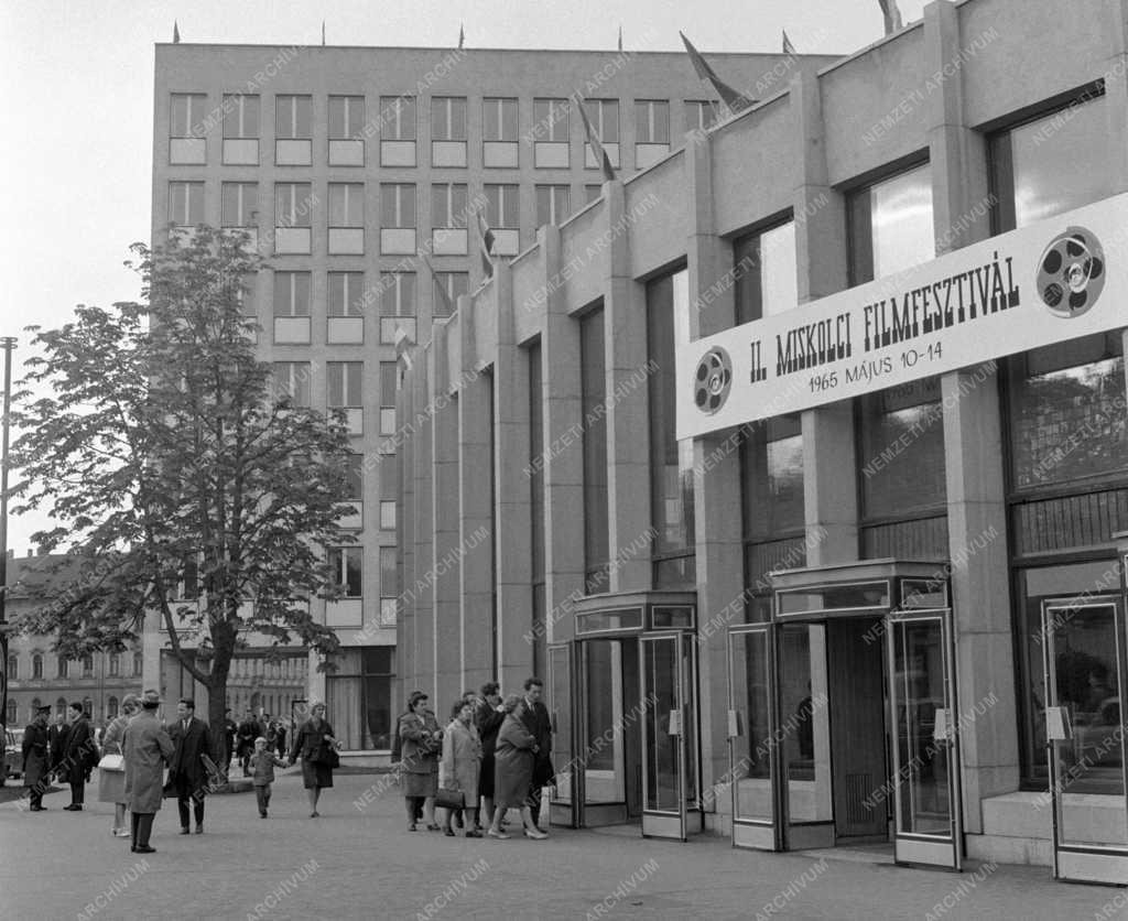 Kultúra - Megnyílt a II. Miskolci Filmfesztivál