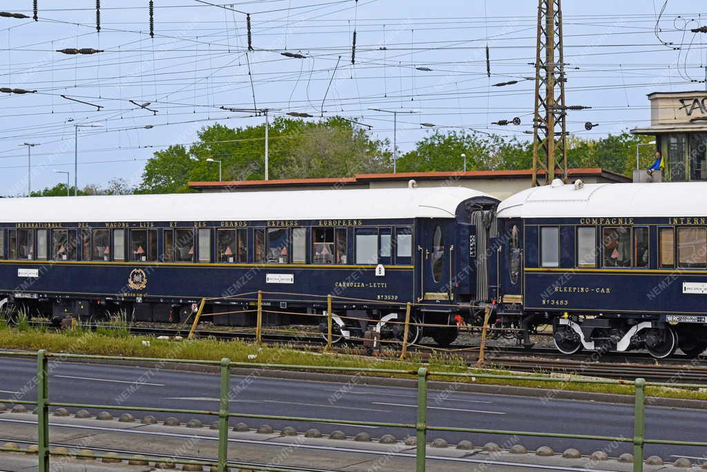 Idegenforgalom - Közlekedés - Orient expressz Budapesten