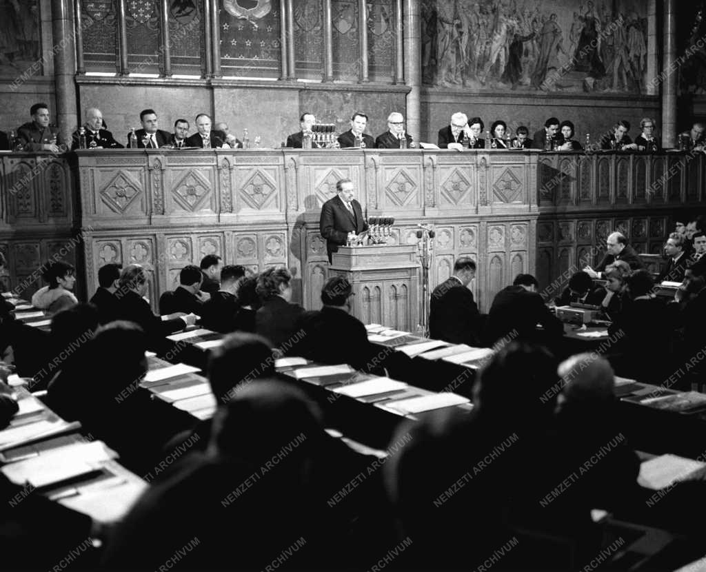 Belpolitika - A Magyar-Szovjet Baráti Társaság kongresszusa