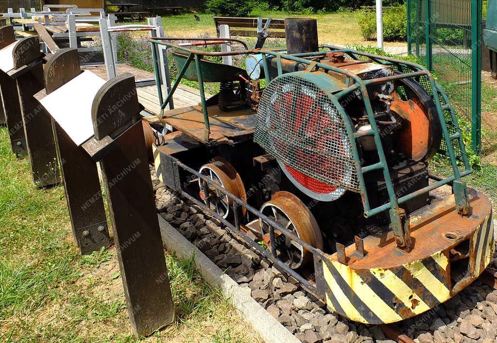 Szabadtéri múzeum - Kemence - Erdei múzeumvasút