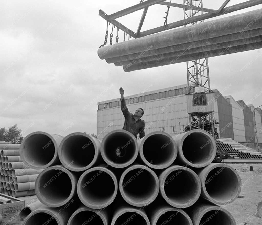 Ipar - Cement és Mészművek Lábatlanban