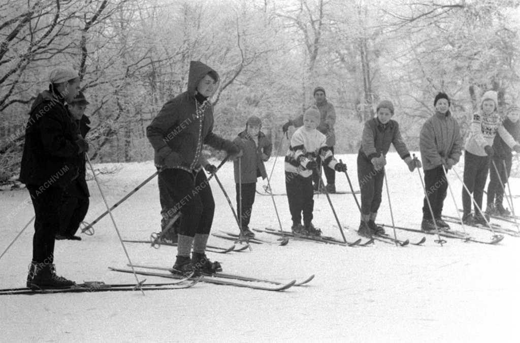 Sportoktatás - Síoktatás