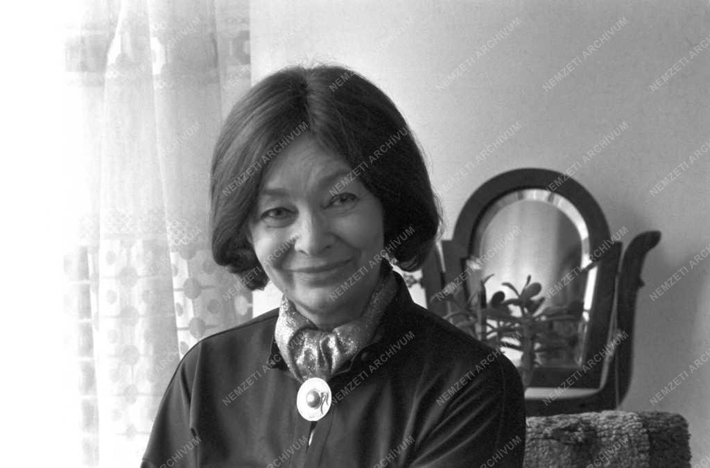 Művészet - Szabó Magda író