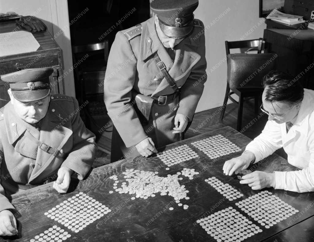 Régészet - Attila-korabeli aranylelet Hódmezővásárhely környékén