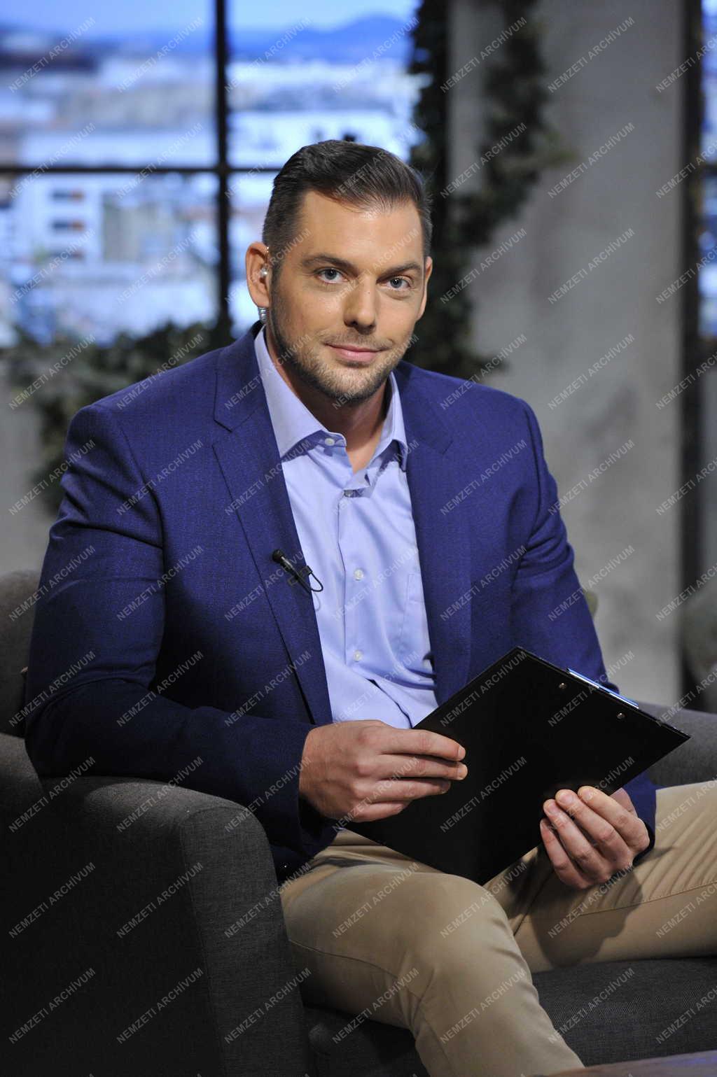 Kultúra - Televízió - M5 kulturális csatorna - Ambrus Ádám