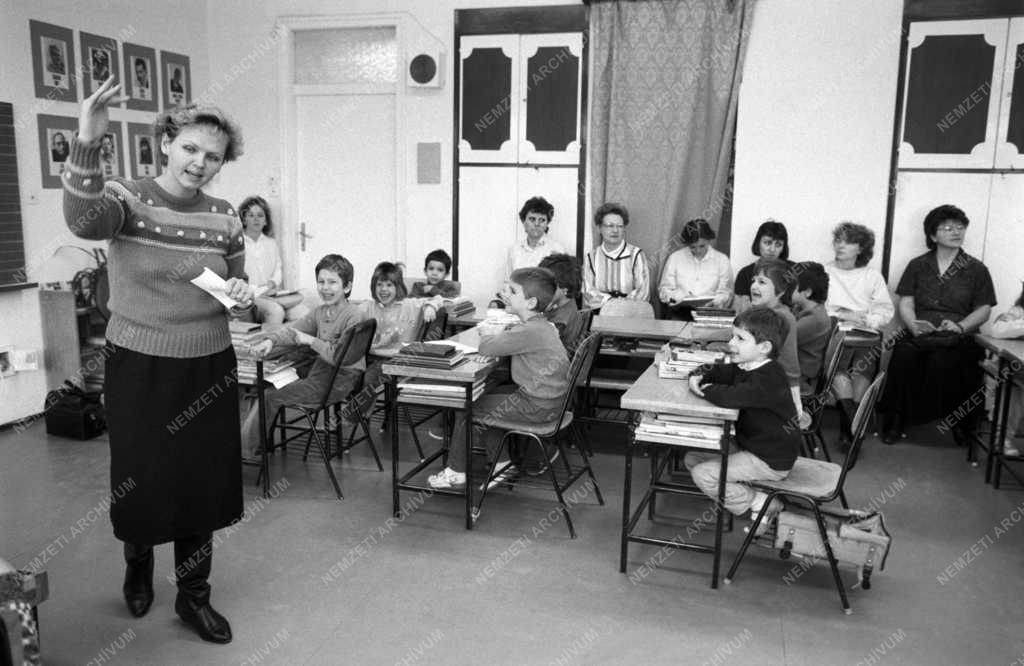 Oktatás - Törökbálinti Kísérleti Általános Iskola