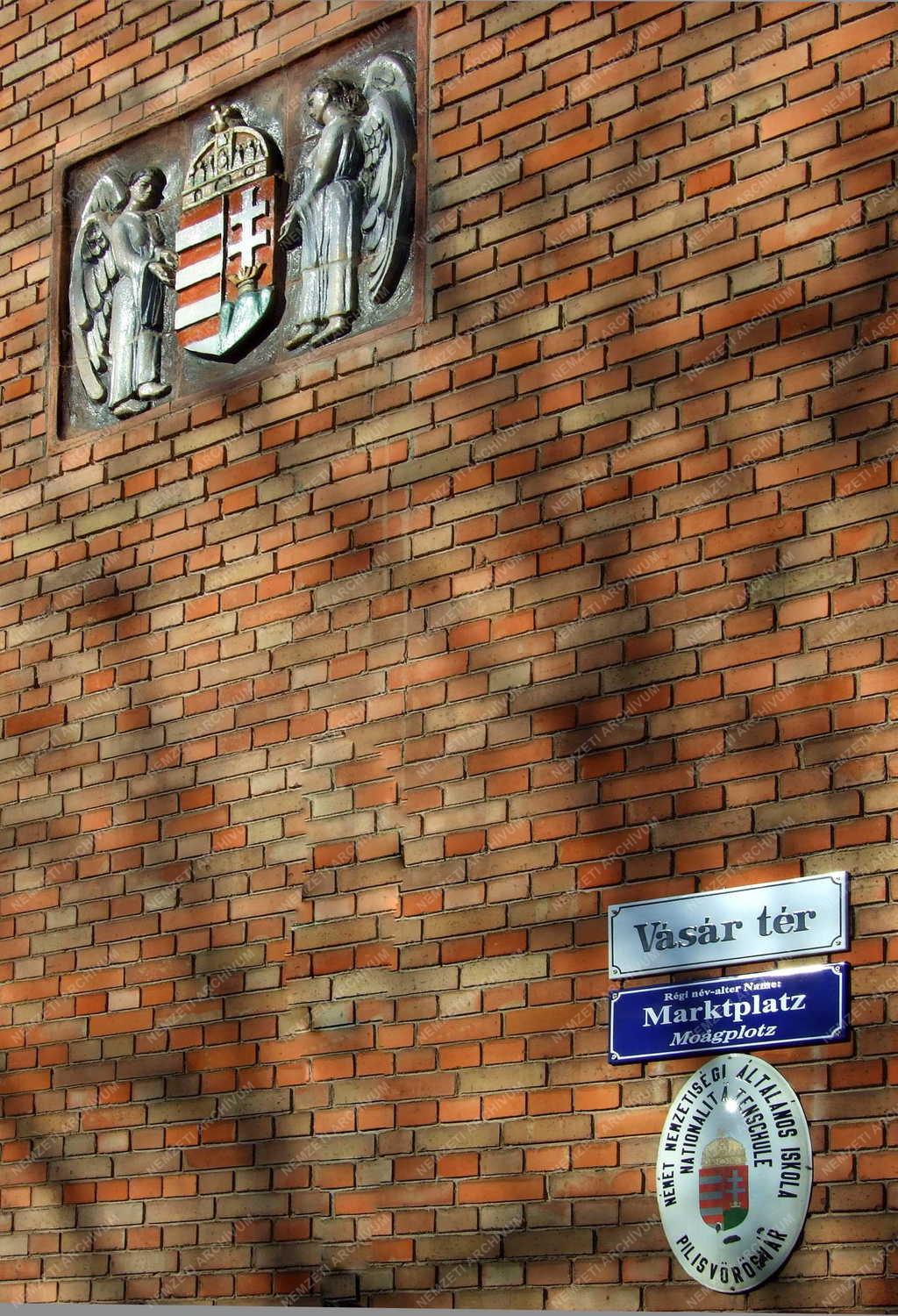 Oktatás - Pilisvörösvár - Két tannyelvű általános iskola