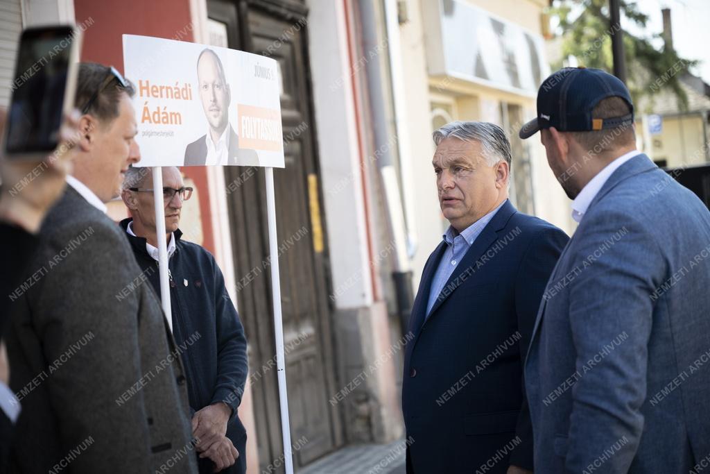 Voks 24 - Orbán Viktor országjáró kampánykörútja