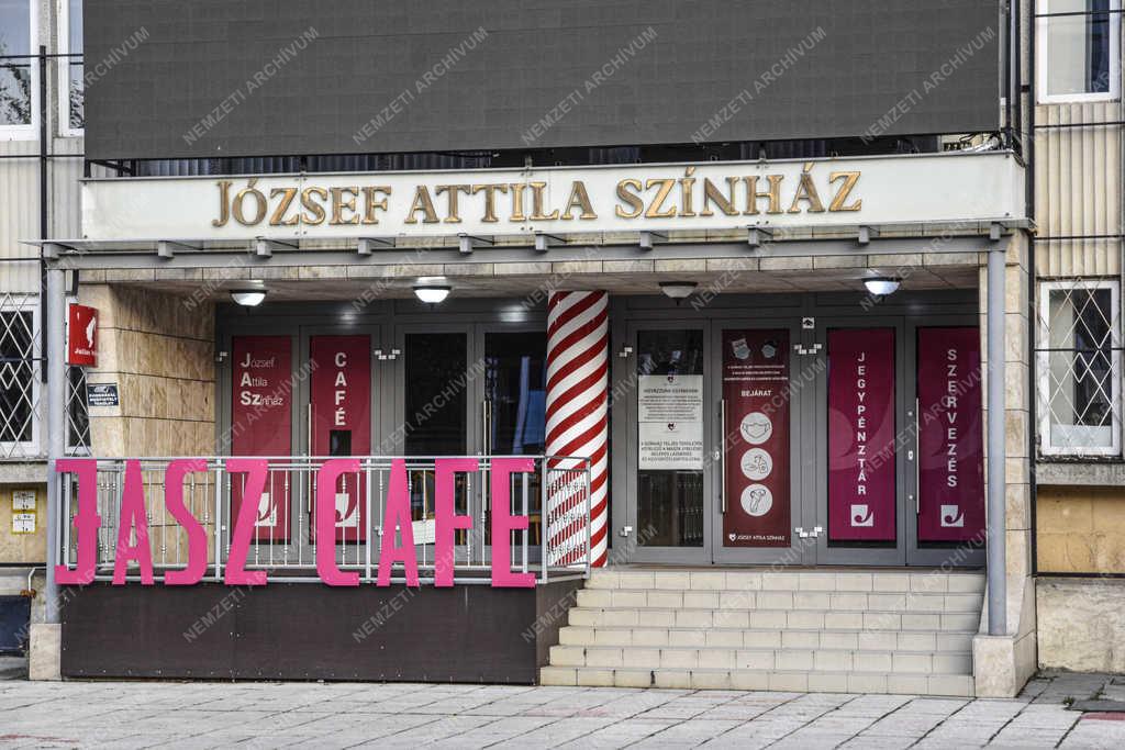 Kultúra - Budapest - József Attila Színház