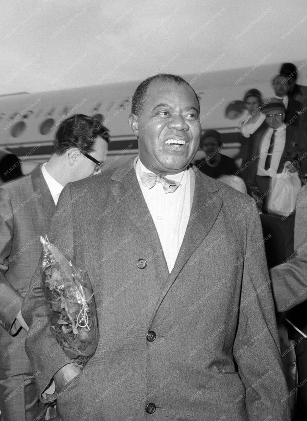 Kultúra - Louis Armstrong amerikai dzsessztrombitás Budapesten