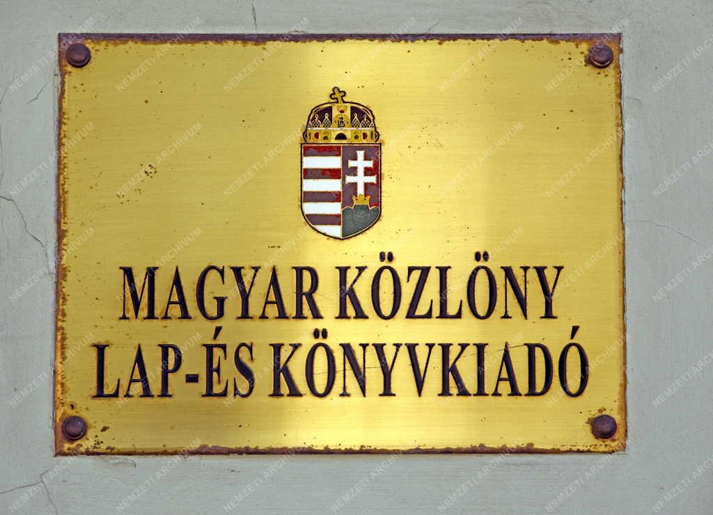 Sajtó - Magyar Közlöny Lap- és Könyvkiadó