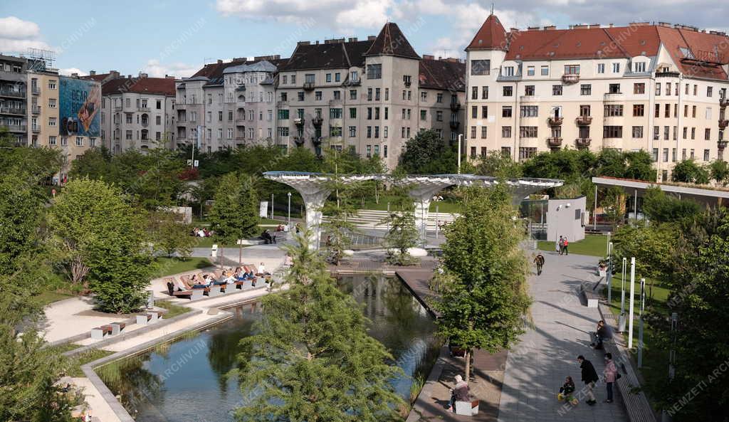 Városkép - Budapest - Millenáris Széllkapu Park