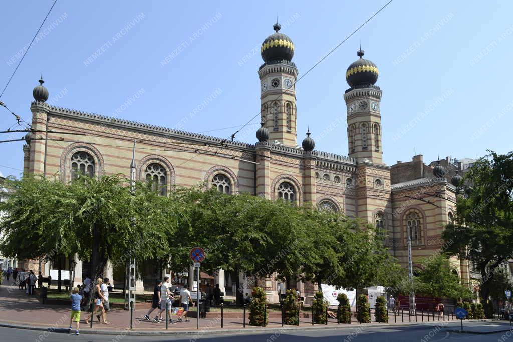 Egyházi épület -  Budapest - A Dohány utcai (nagy) zsinagóga
