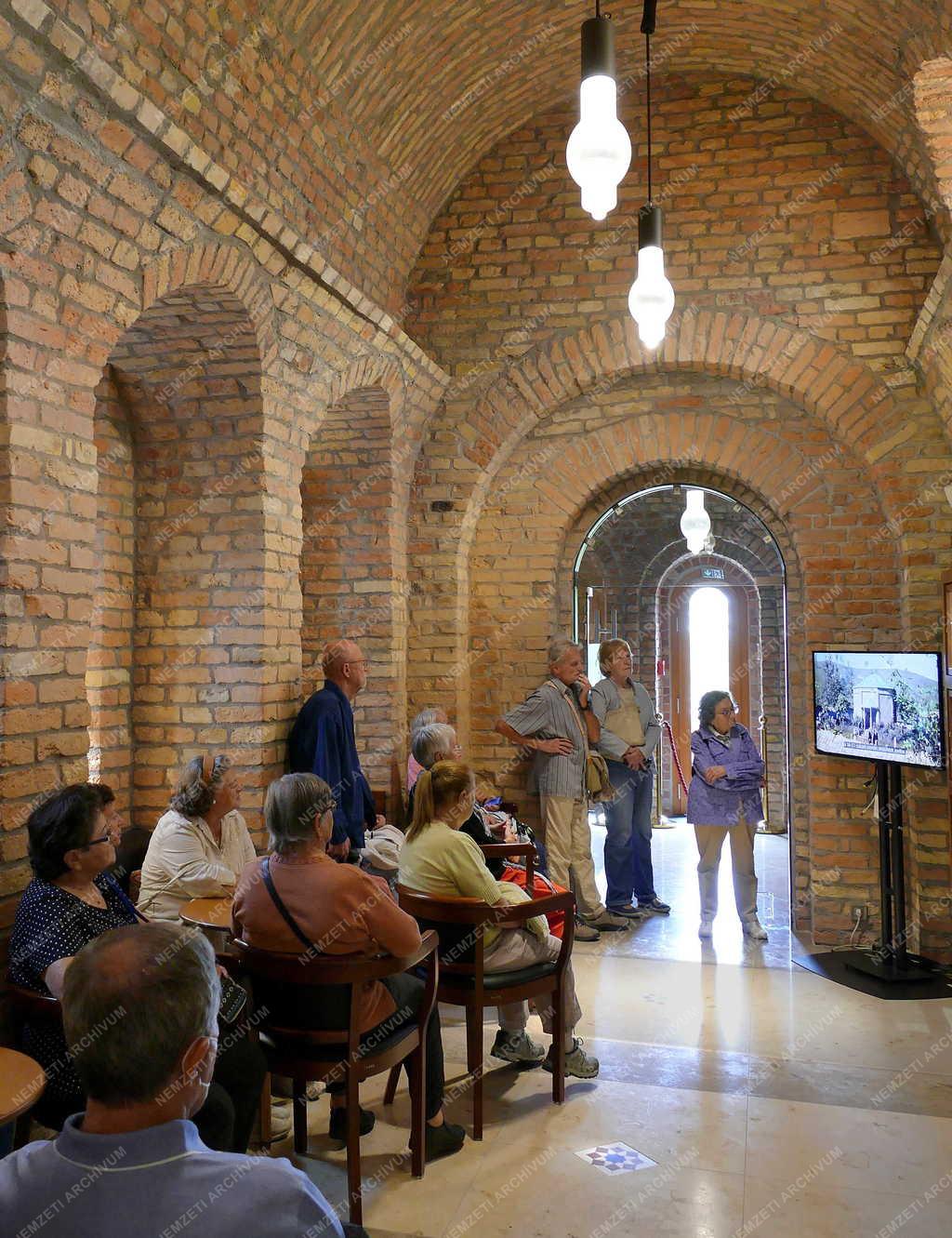 Kultúra - Budapest - Gül Baba Kulturális Központ és Kiállítóhely