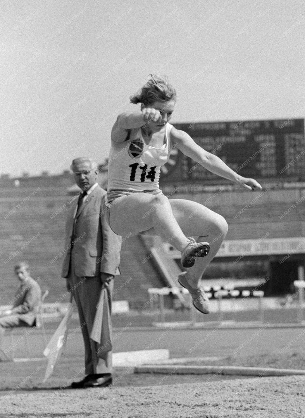 Sport - Az 1965-ös Universiade Budapesten