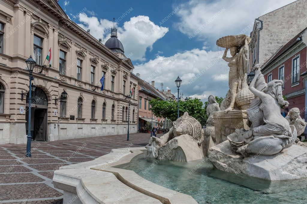 Városkép - Esztergom - Széchenyi tér