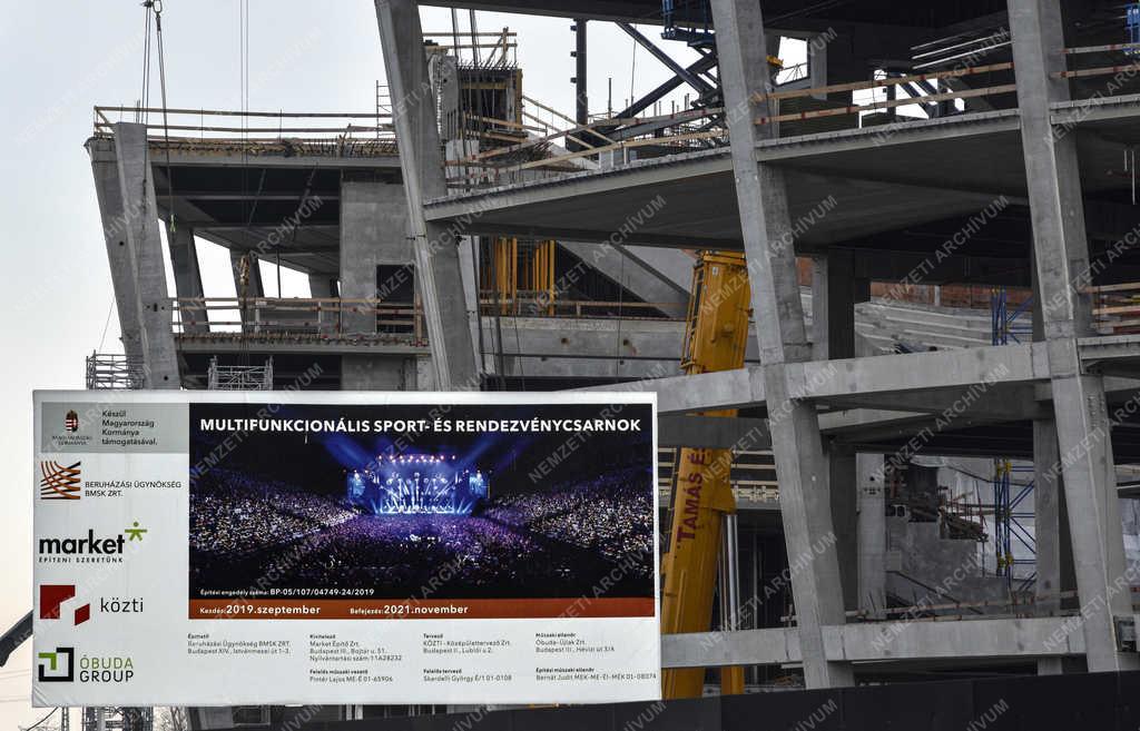 Építőipar - Budapest - Épül a multifunkcionális sport- és rendezvénycsarnok
