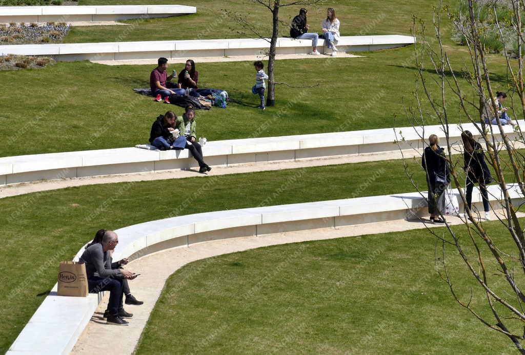 Városkép - Budapest - Millenáris Széllkapu Park