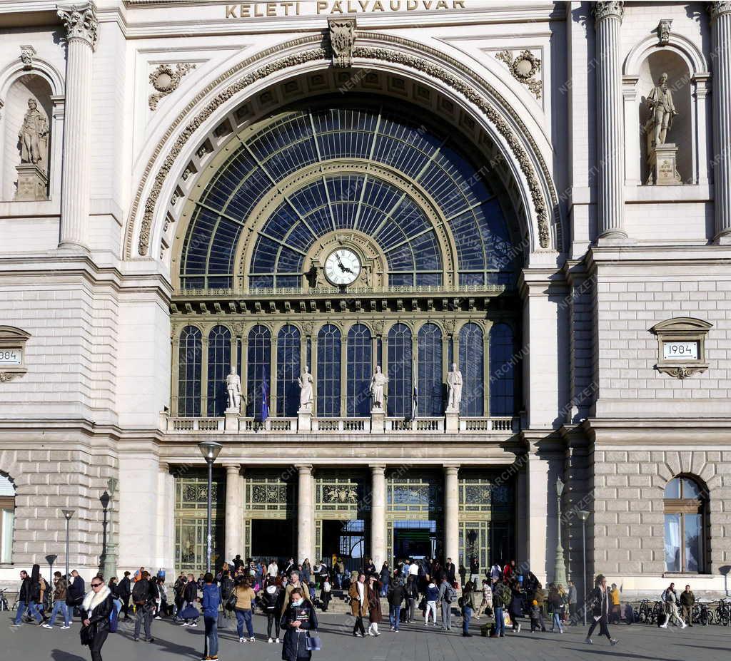 Közlekedés - Budapest - Keleti pályaudvar