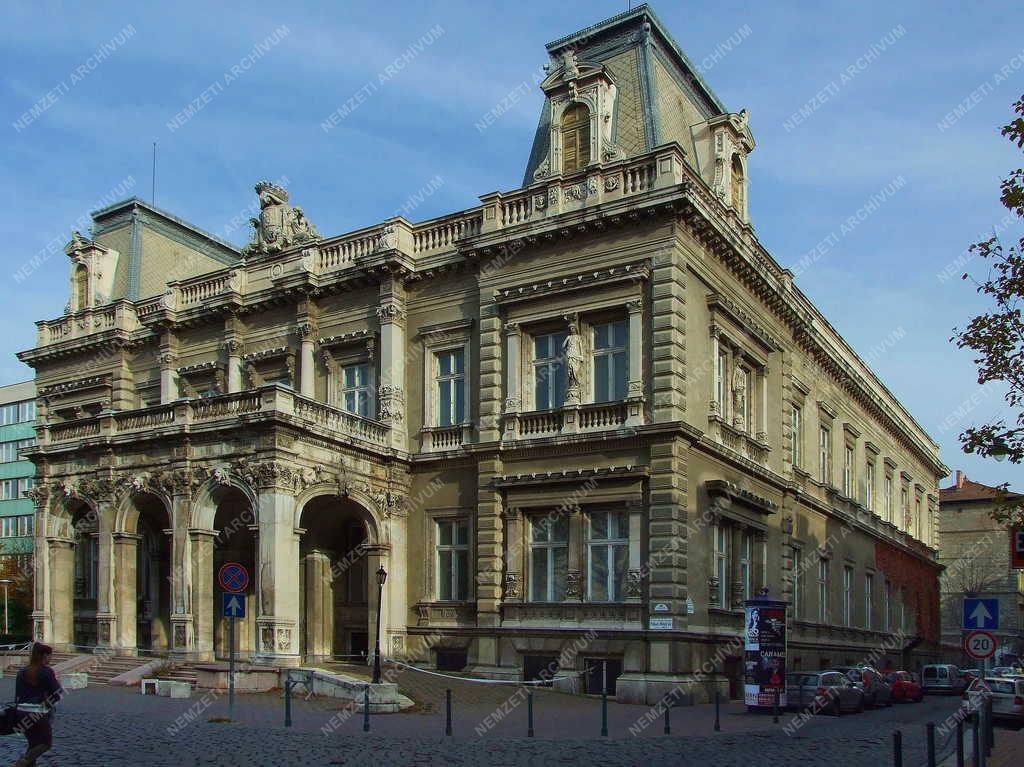 Városkép - Budapest - A VIII. kerületi Károlyi-palota