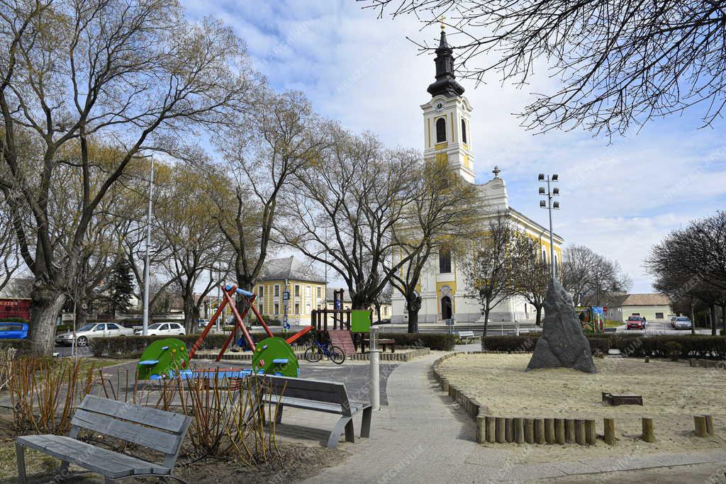 Városkép - Budapest - Soroksár - Hősök tere
