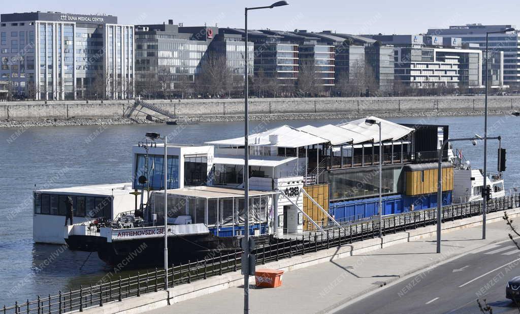 Szabadidő - Kultúra - Budapest - A38 koncerthajó, kulturális központ és étterem