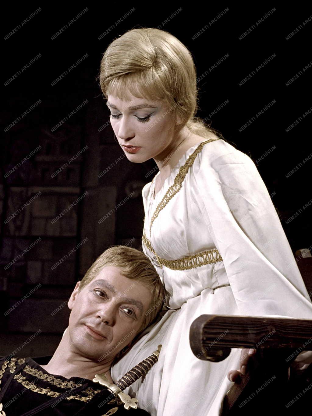 Kultúra - Színház - William Shakespeare: Hamlet, dán királyfi