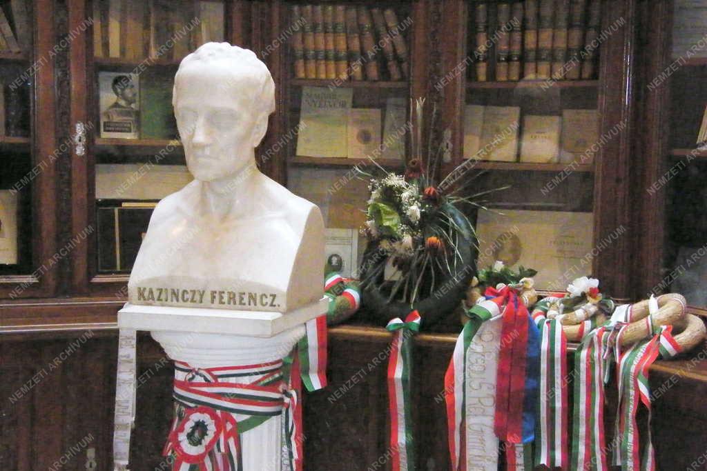 Széphalom - Kazinczy-mauzóleum