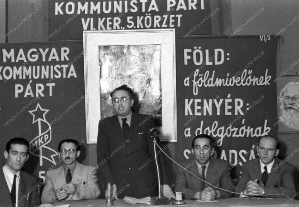 Történelem - Párt - Az MKP VI/5. párthelyiségének avatása