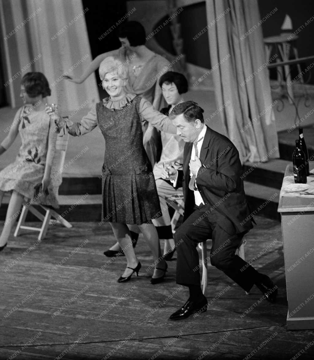 Kultúra - Színház - Molnár Ferenc-Hidas Frigyes: Riviera