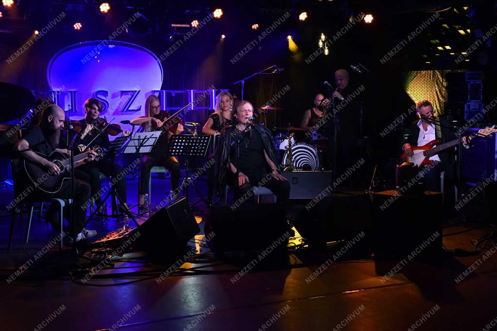 Televízió - M2 Petőfi TV - Akusztik koncert az A38 hajón 