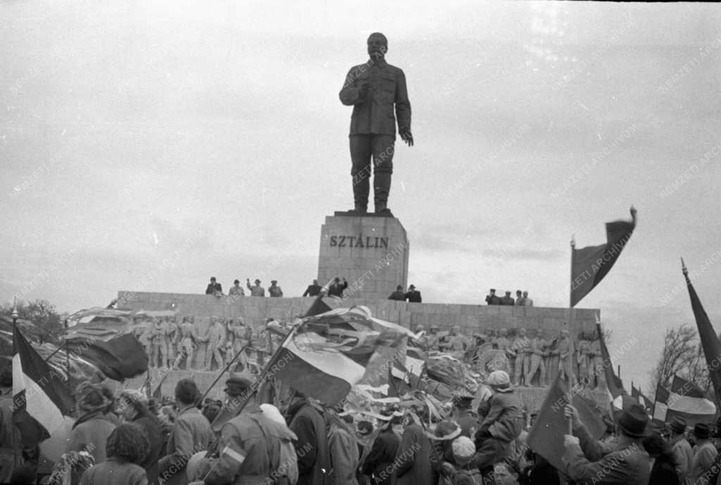 Ünnep - Május elseje Budapesten
