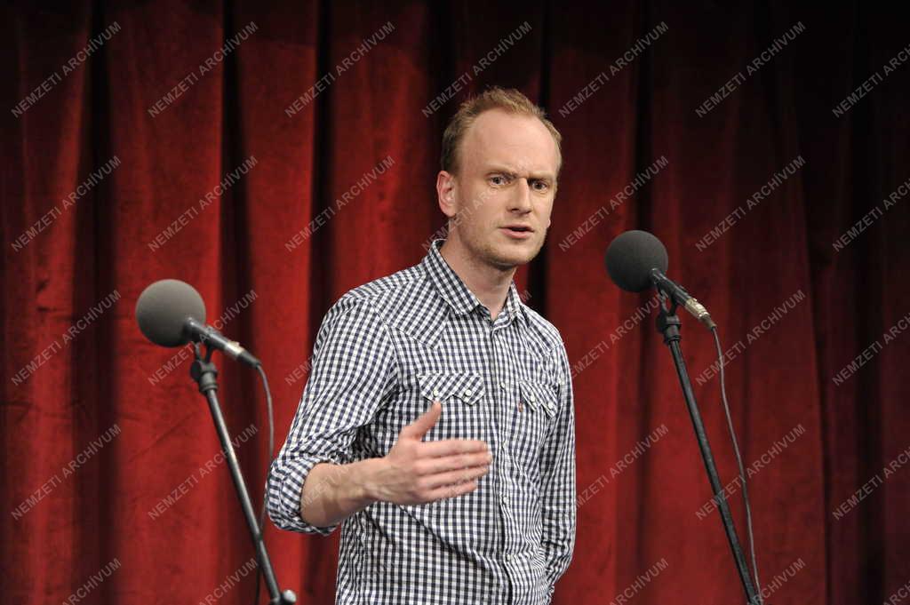 Rádió - Rádiókabaré felvétele - Fülöp Viktor