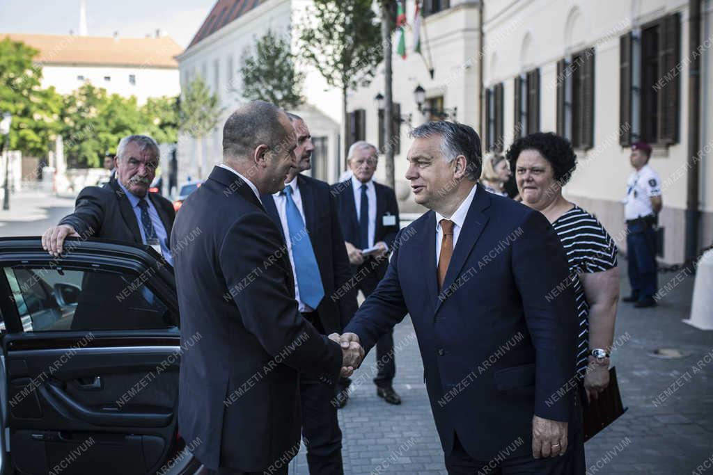 Orbán Viktor fogadta a bolgár elnököt