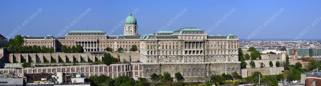 Épület - A Budai Vár