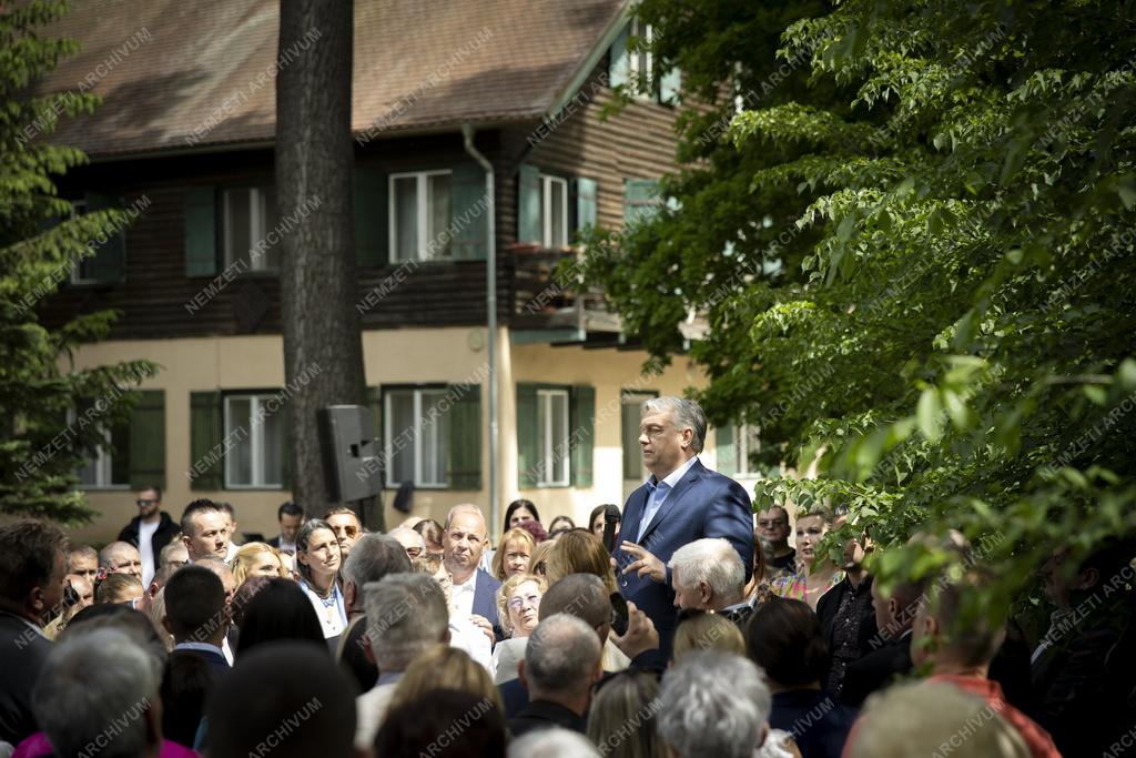 Voks 24 - Orbán Viktor Nyíregyházán folytatta vidéki kampánykörútját